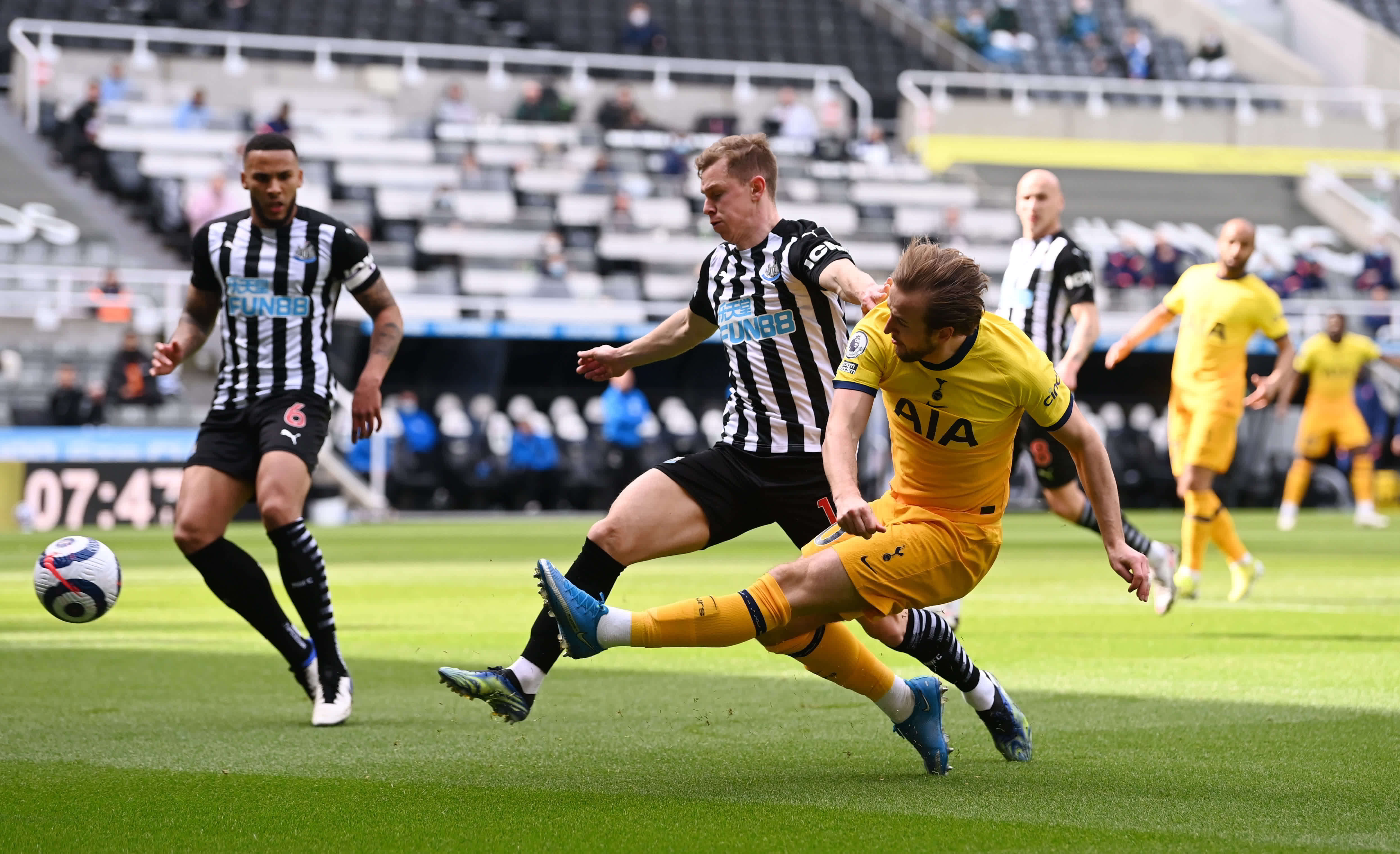 展现出了卓 展现出了卓